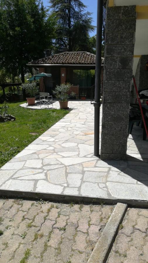 Villa Laura Incisa Scapaccino Exterior foto